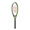 Wilson Kinder-Tennisschläger Blade Feel Comp 26in (11-14 Jahre) - besaitet -